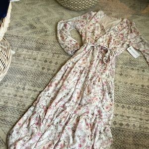 Ivory & Floral Maxi Dress - NanaMacs Boutique Sz L